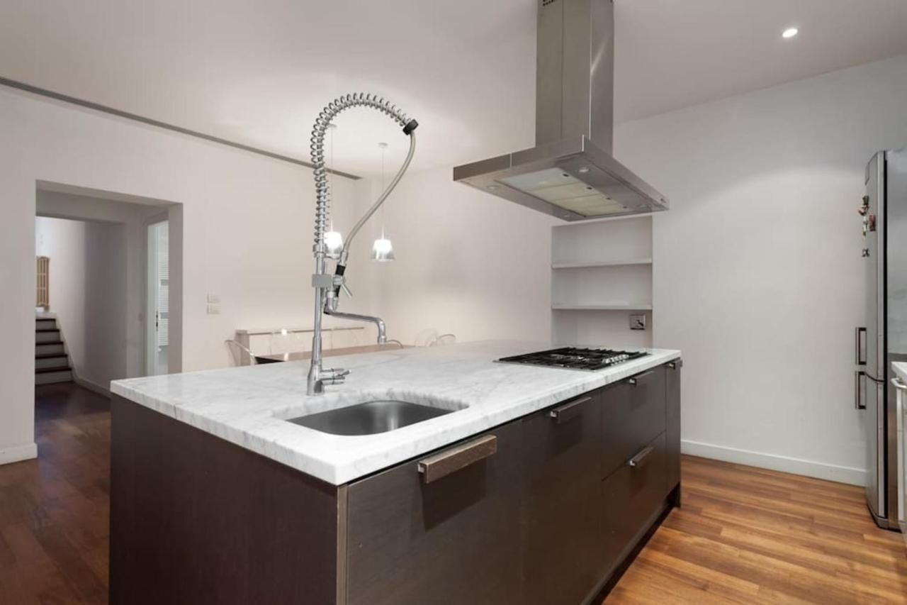 Santa Maria Novella Stylish Loft Great Location-Hosted By Sweetstay フィレンツェ エクステリア 写真