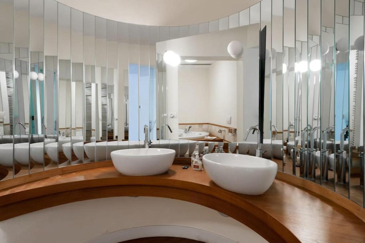 Santa Maria Novella Stylish Loft Great Location-Hosted By Sweetstay フィレンツェ エクステリア 写真